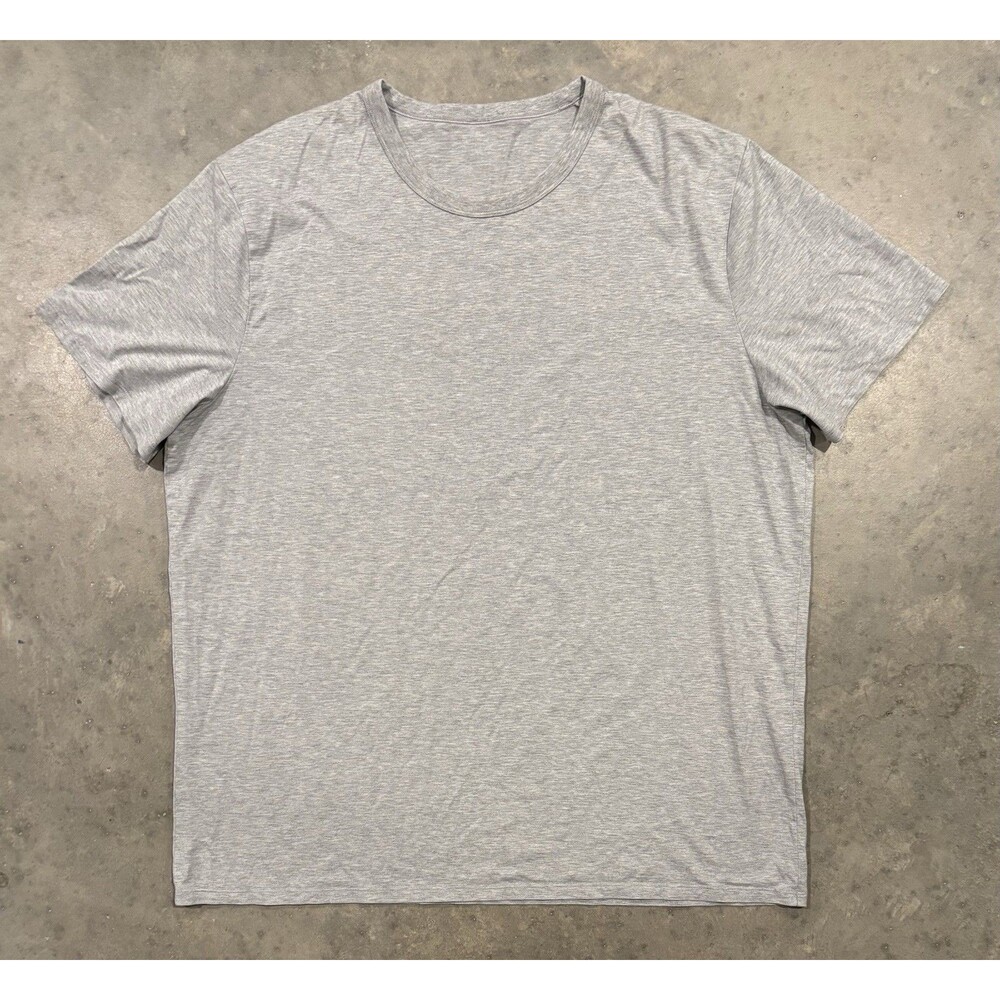 Lululemon Men’s Fundamental T Shirt Short Sleeve Size XL Gray